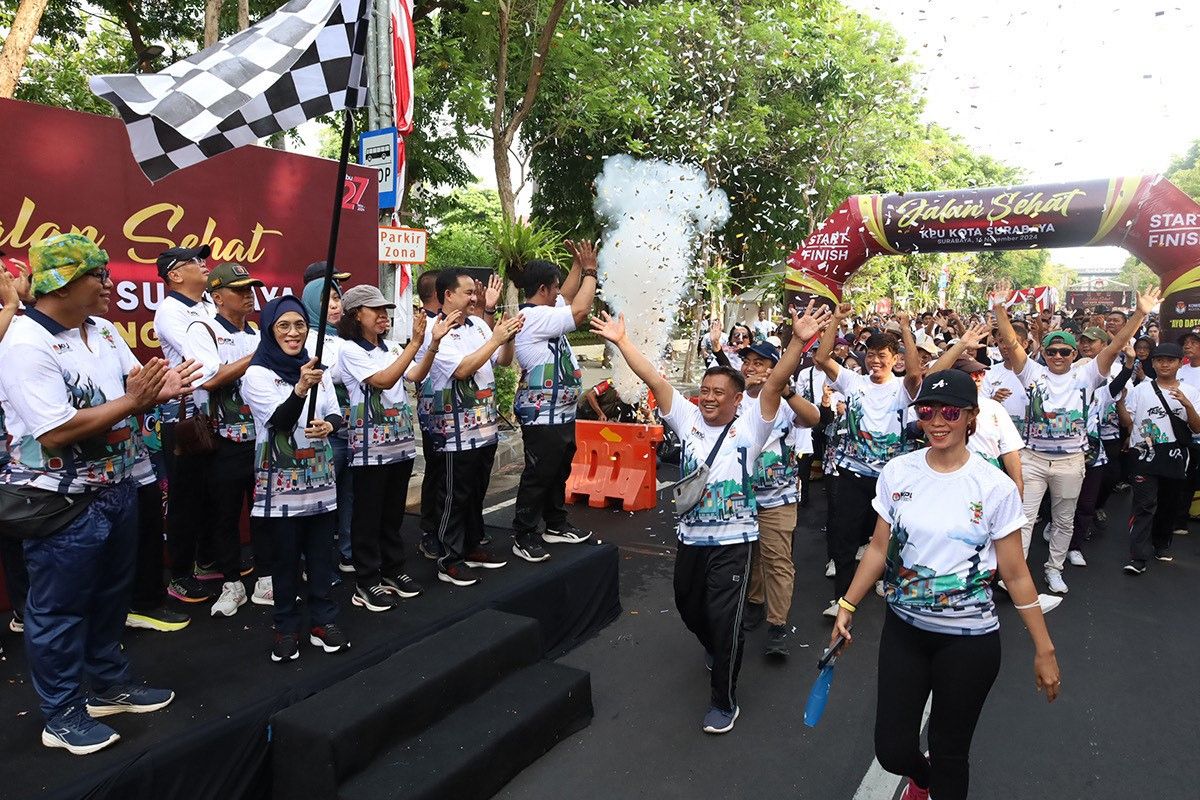 Pemkot-KPU Surabaya tingkatkan partisipasi pemilih lewat jalan sehat