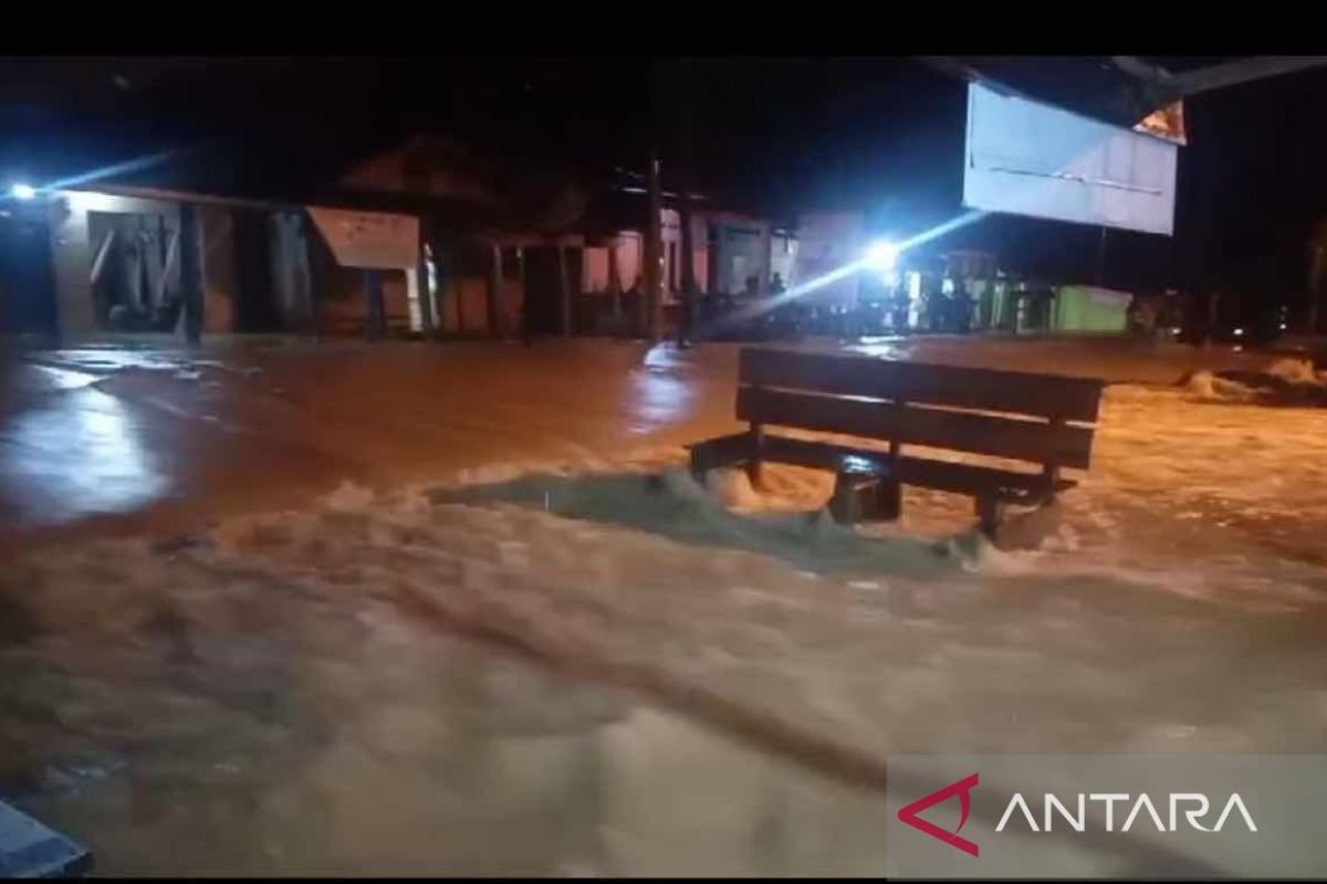 Banjir melanda dua kecamatan di Subulussalam, ketinggian capai 1,5 meter