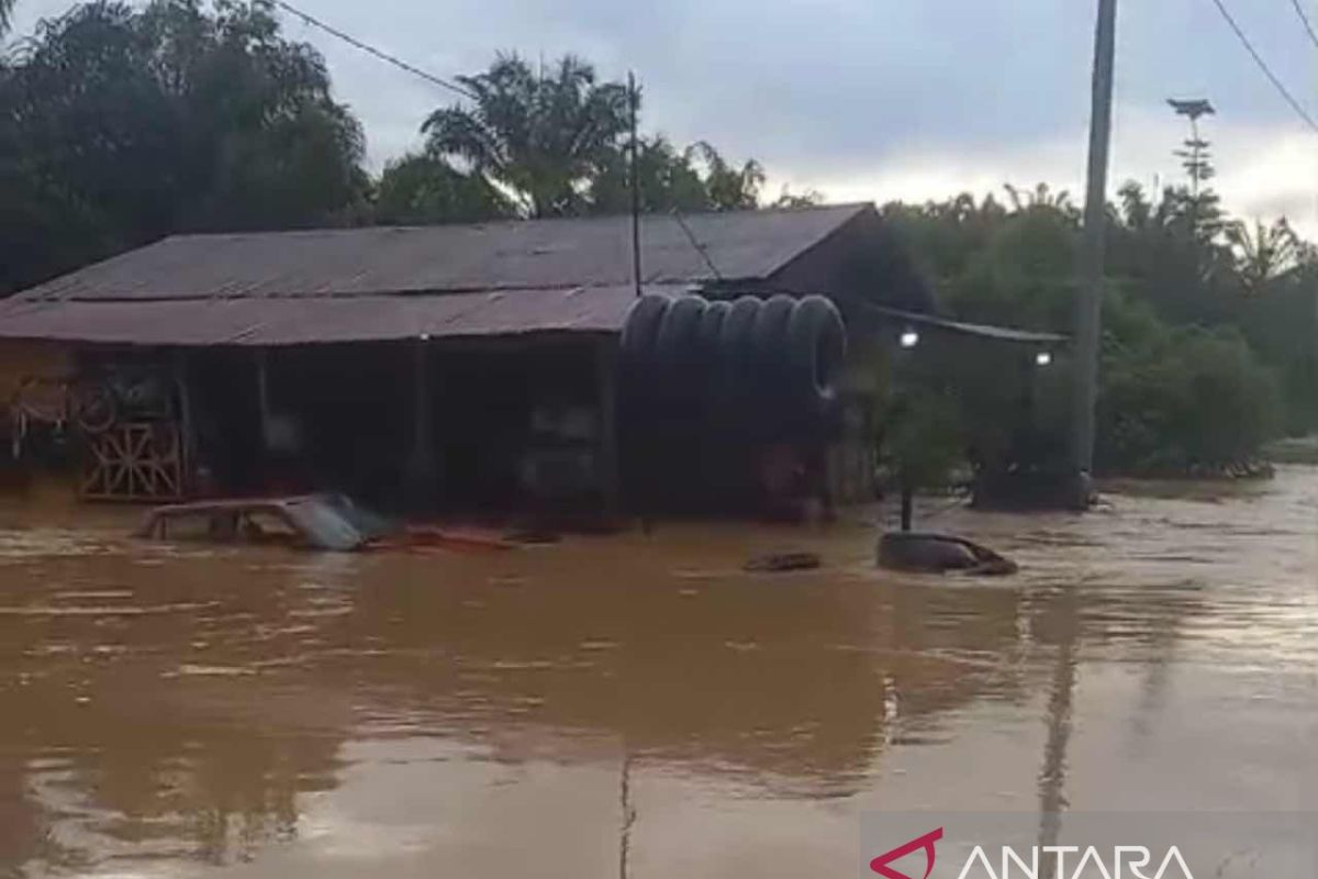 Banjir 1,5 meter melanda dua kecamatan di Subulussalam Aceh