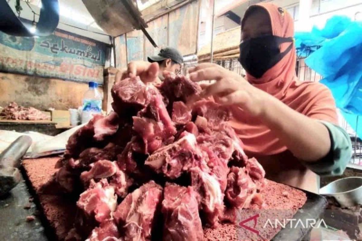 Harga pangan di Minggu fluktuatif, daging sapi murni Rp131.500 per kg