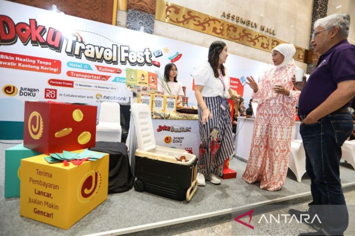 Berwisata lebih mudah dengan DOKU Travel Fest