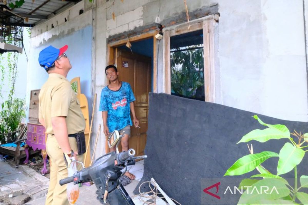 Pemkot Surakarta bantu penanganan rumah rusak akibat puting beliung di Mojo