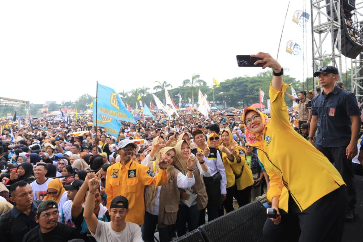 Airin ajak masyarakat Kabupaten Serang berdemokrasi dengan hati nurani