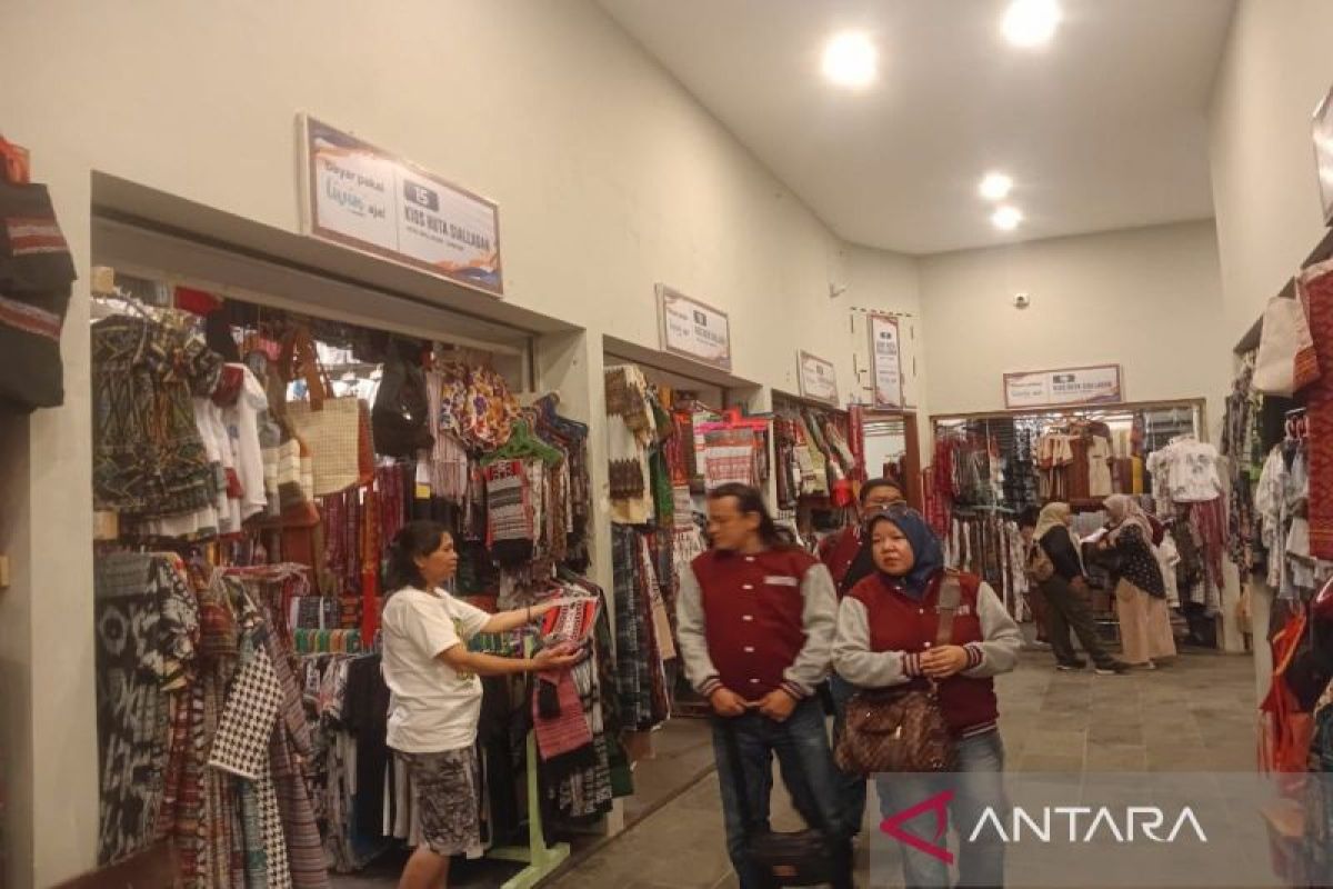 Bank Mandiri tingkatkan pelestarian budaya lokal di Samosir  