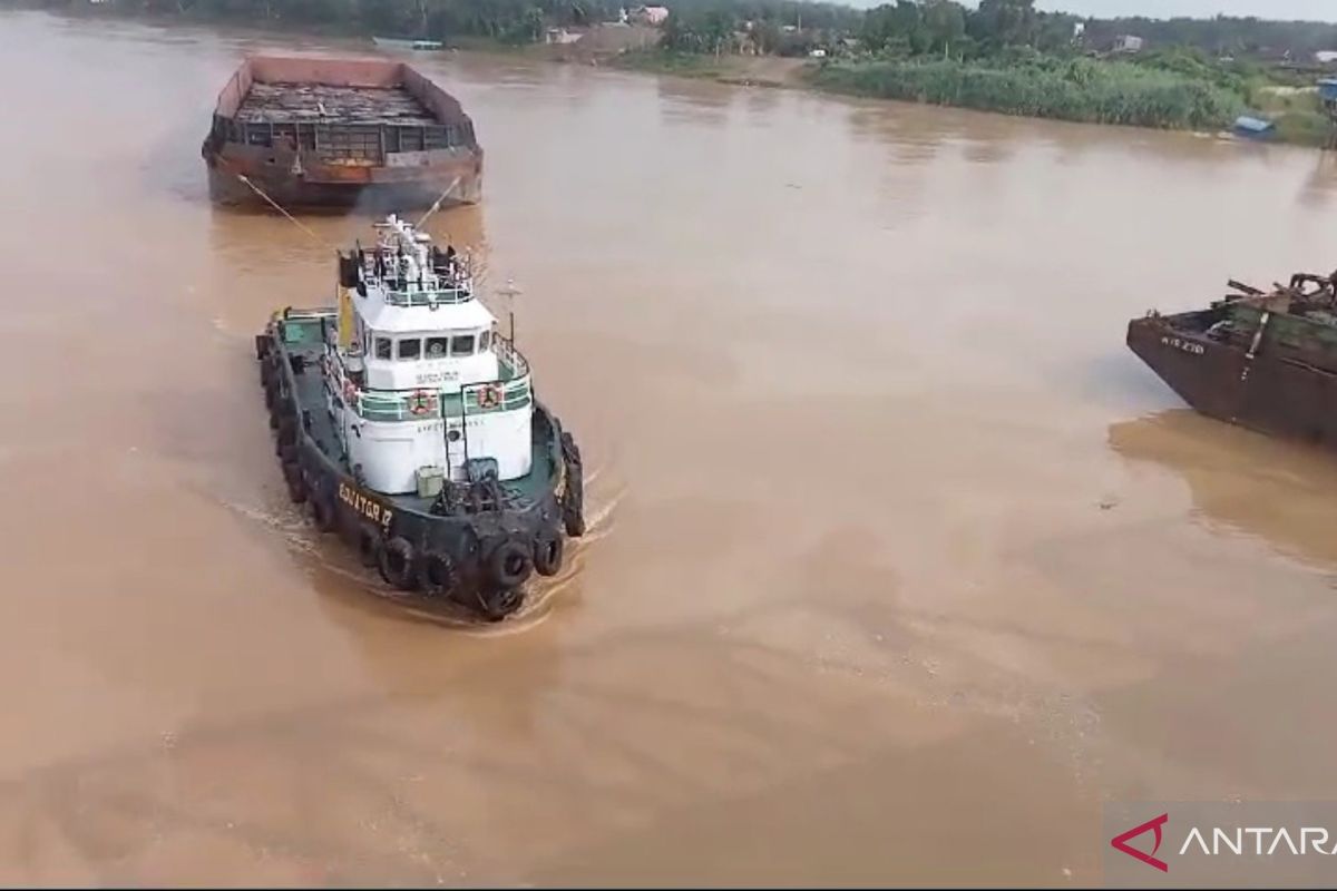 Polairud Jambi tahan nakhoda dan kapal penabrak tiang jembatan