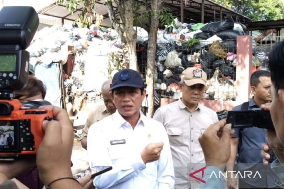 Menteri LH segera panggil Pemkot Yogyakarta soal tumpukan sampah