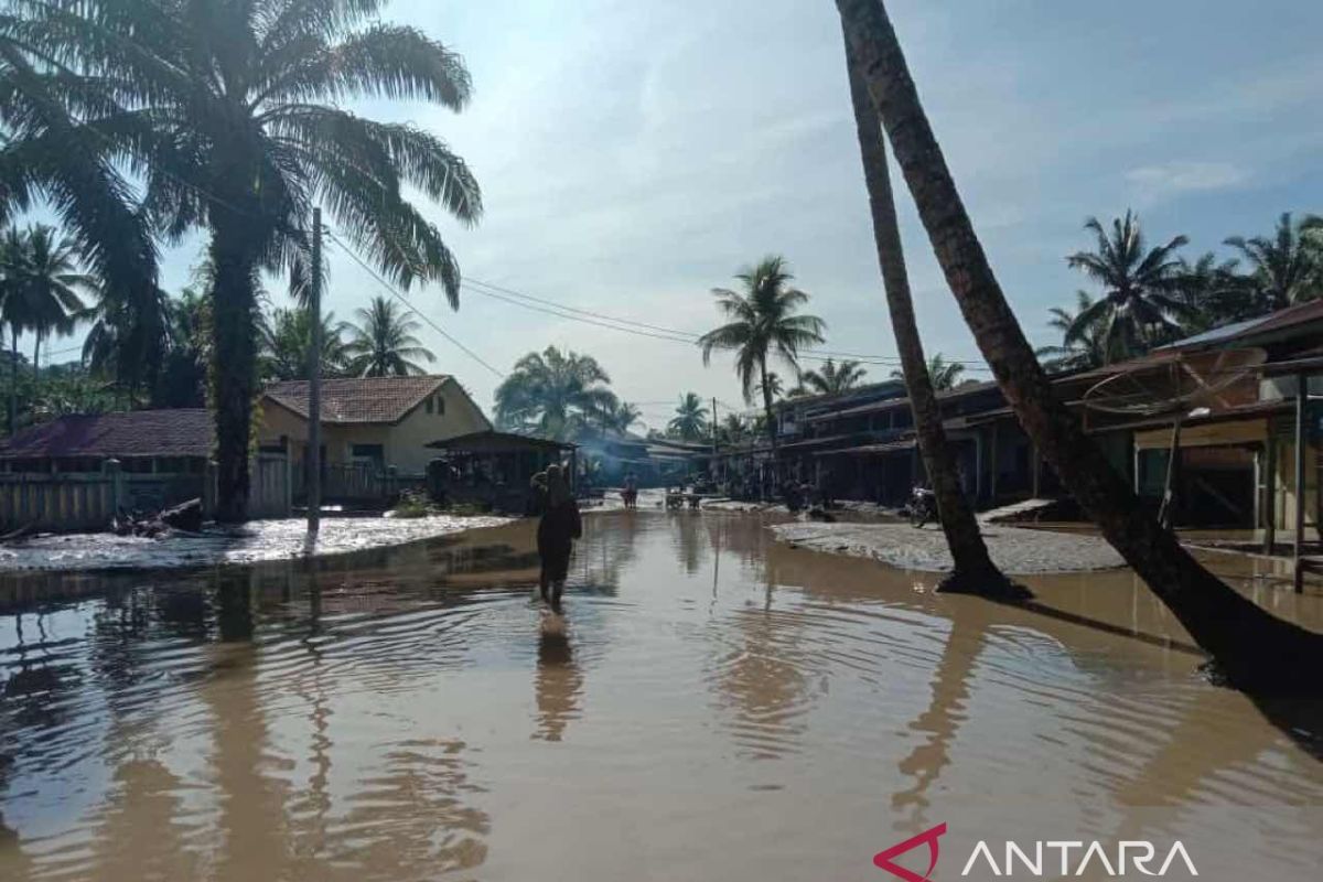 Banjir tiga kecamatan di Subulussalam, Aceh mulai surut