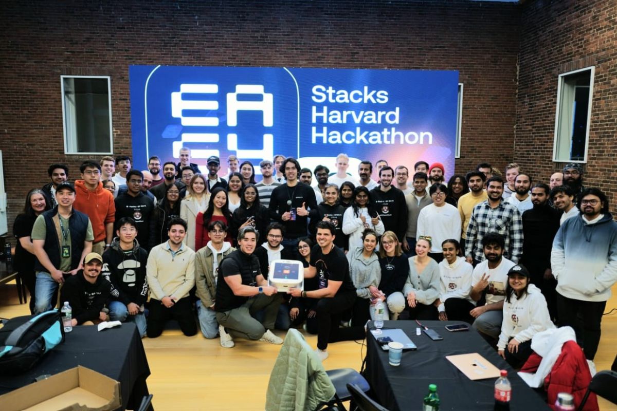 Mahasiswa President University Sabet Juara Stacks Harvard Hackathon