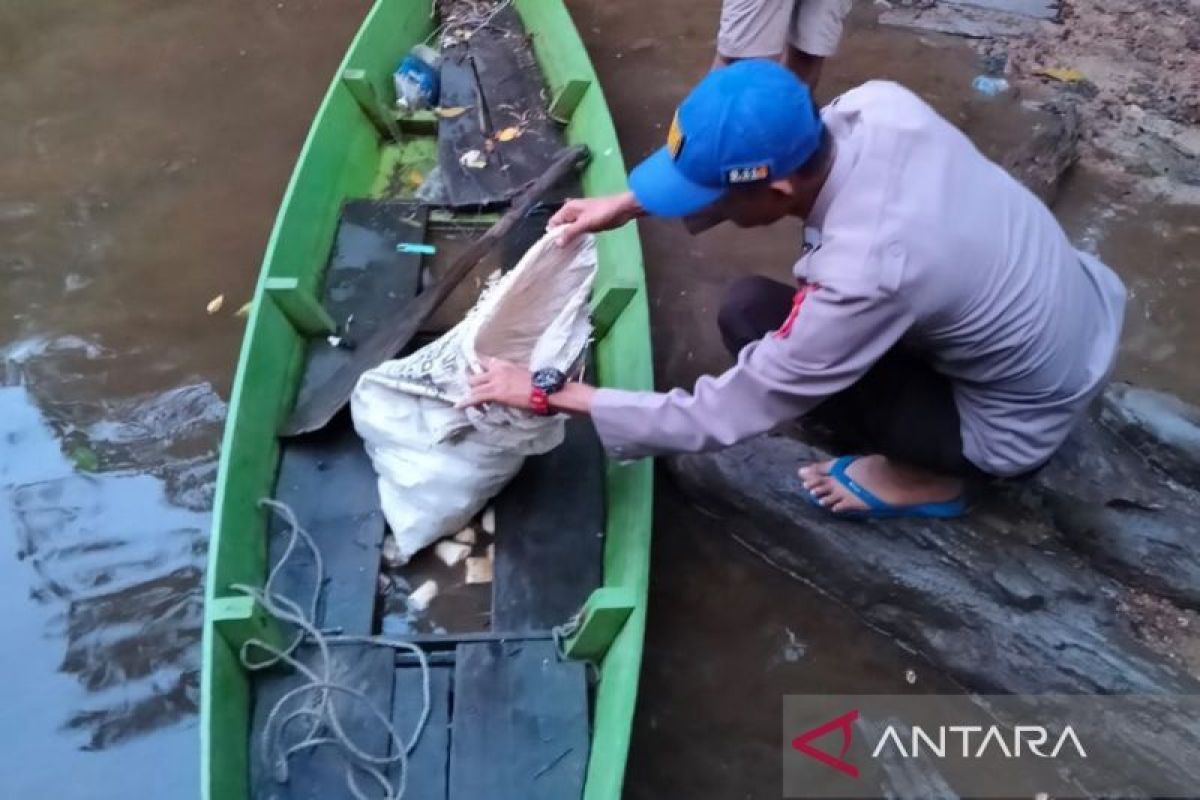 Tim gabungan Bangka Barat cari nelayan hilang di Sungai Buton