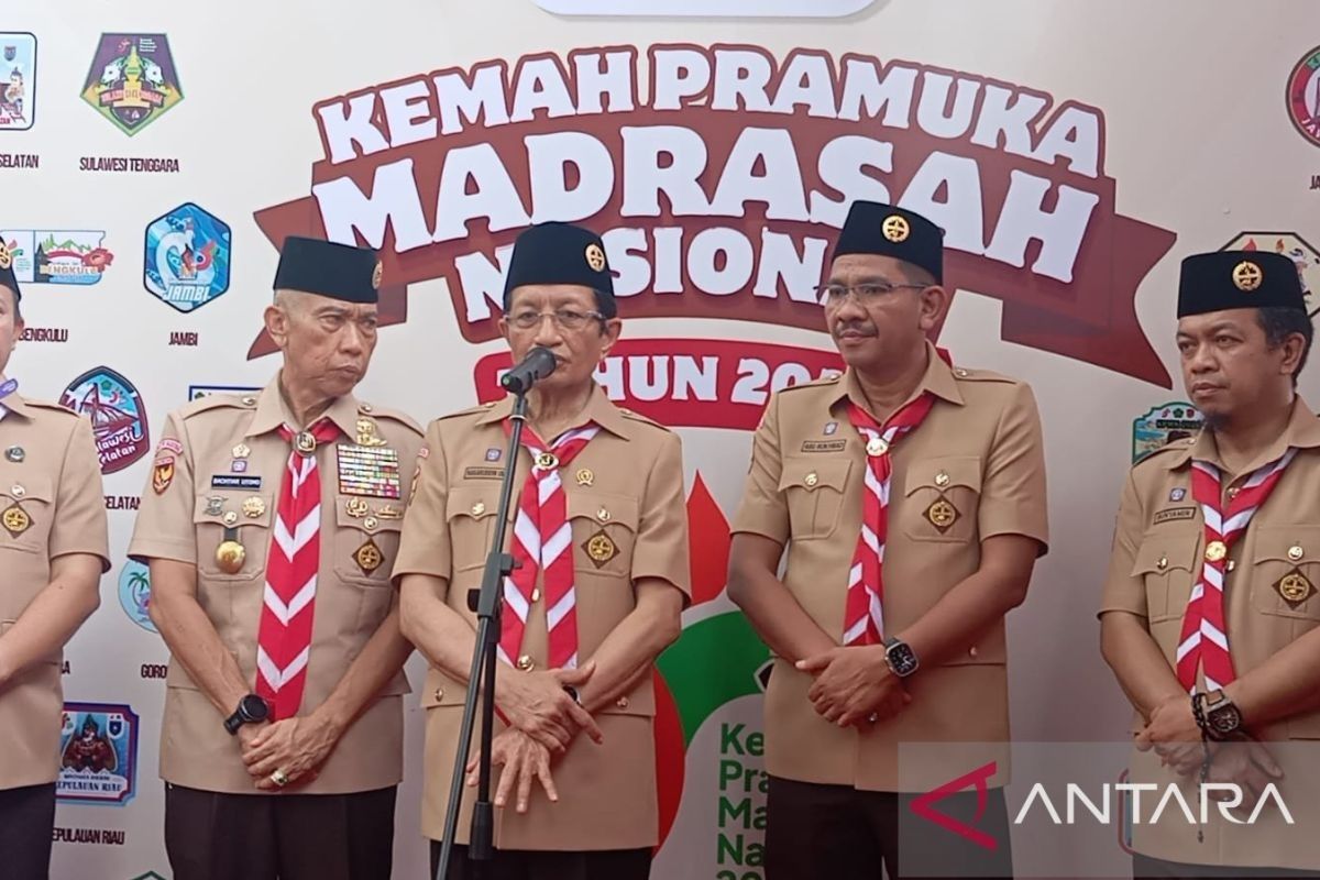 Menteri Agama wajibkan kegiatan kepramukaan di madrasah dan pesantren