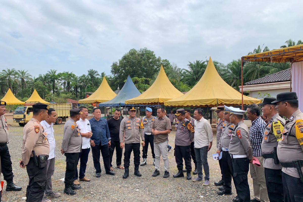 Kapolres Rohil tinjau lokasi kampanye akbar Pilgub Riau di Bagan Sinembah