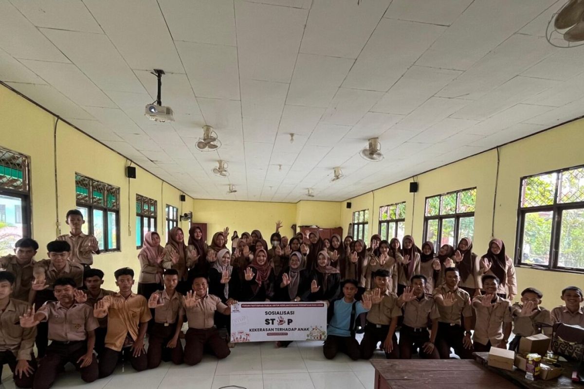 DPRD Murung Raya sosialisasikan bahaya "bullying" kepada Siswa SMAN 3 Puruk Cahu