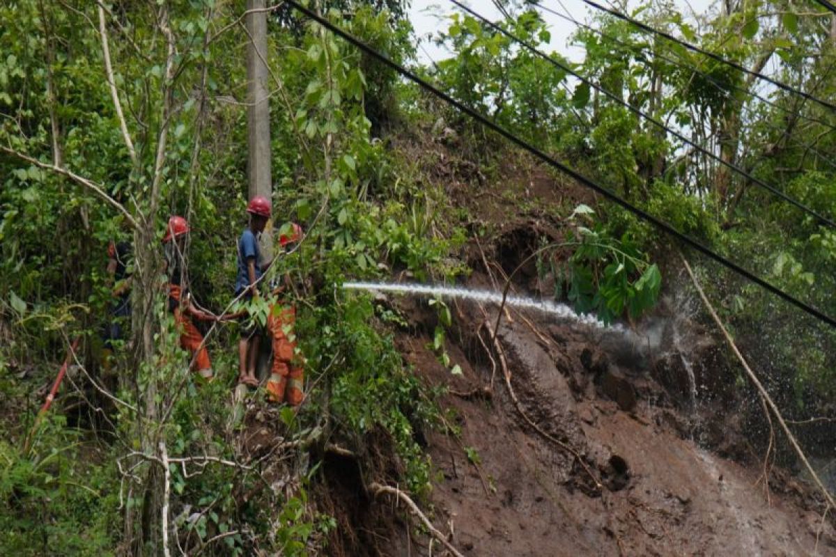 BPBD: Waspada tanah longsor di 4 kecamatan kawasan Bukit Menoreh