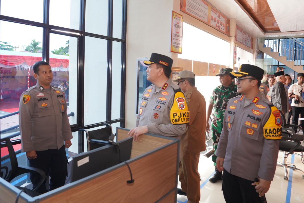 Datang ke Inhil, Kapolda Riau resmikan tiga bangunan baru di Mapolres