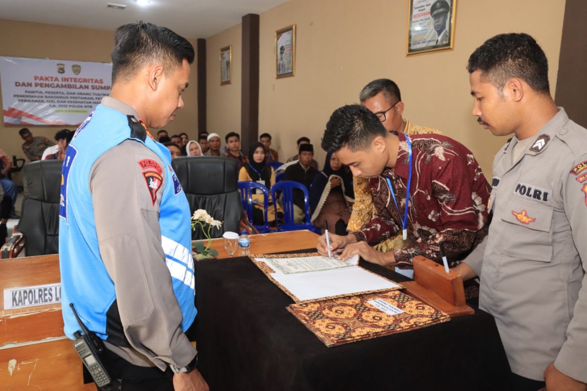 Polres Lombok Tengah jamin penerimaan anggota Polri transparan