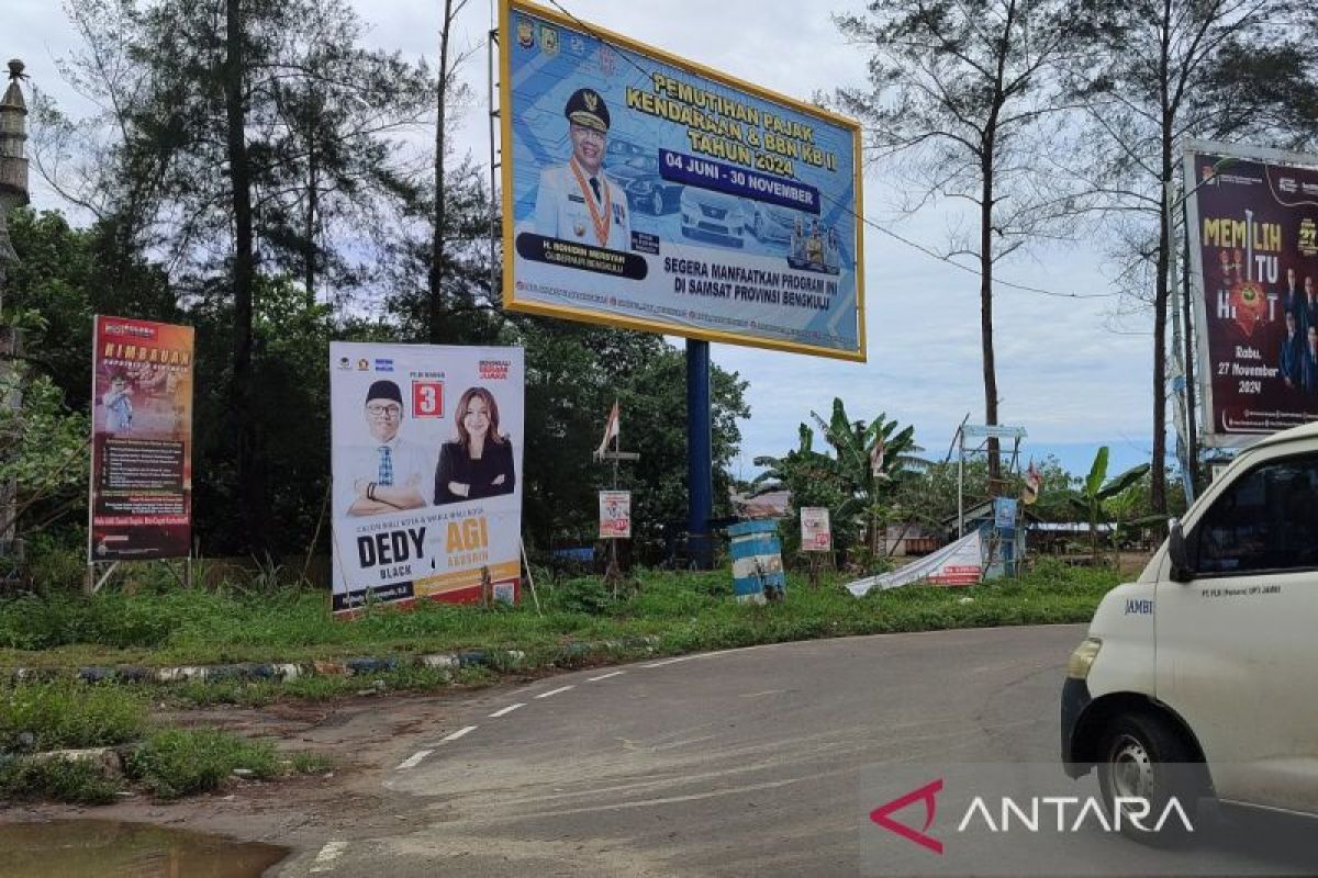 Bawaslu Bengkulu awasi 17.131 APK dan bahan kampanye melanggar aturan