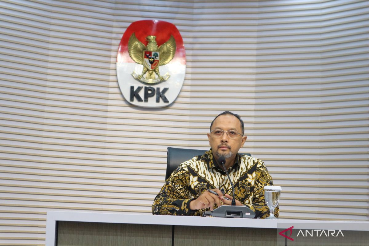 KPK telusuri pembelian pabrik AMDK oleh tersangka korupsi APD