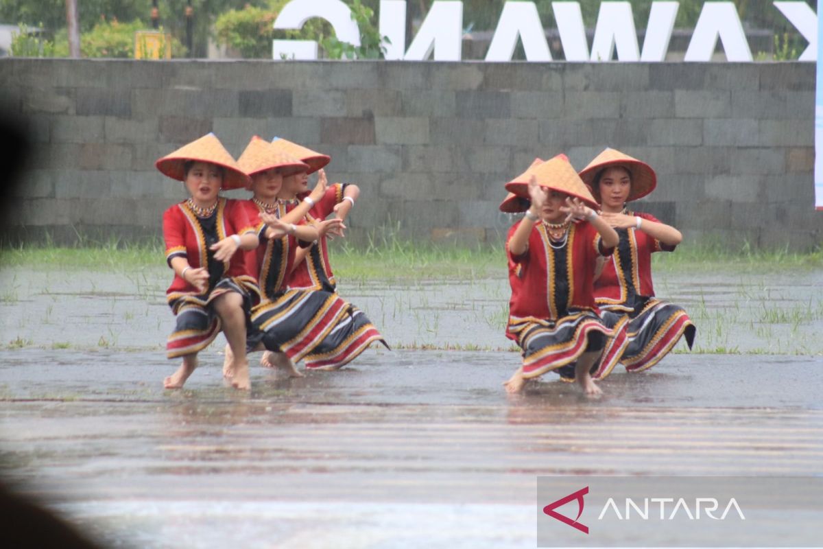 Parade senja wadah tampilkan bakat dan kreativitas pelajar