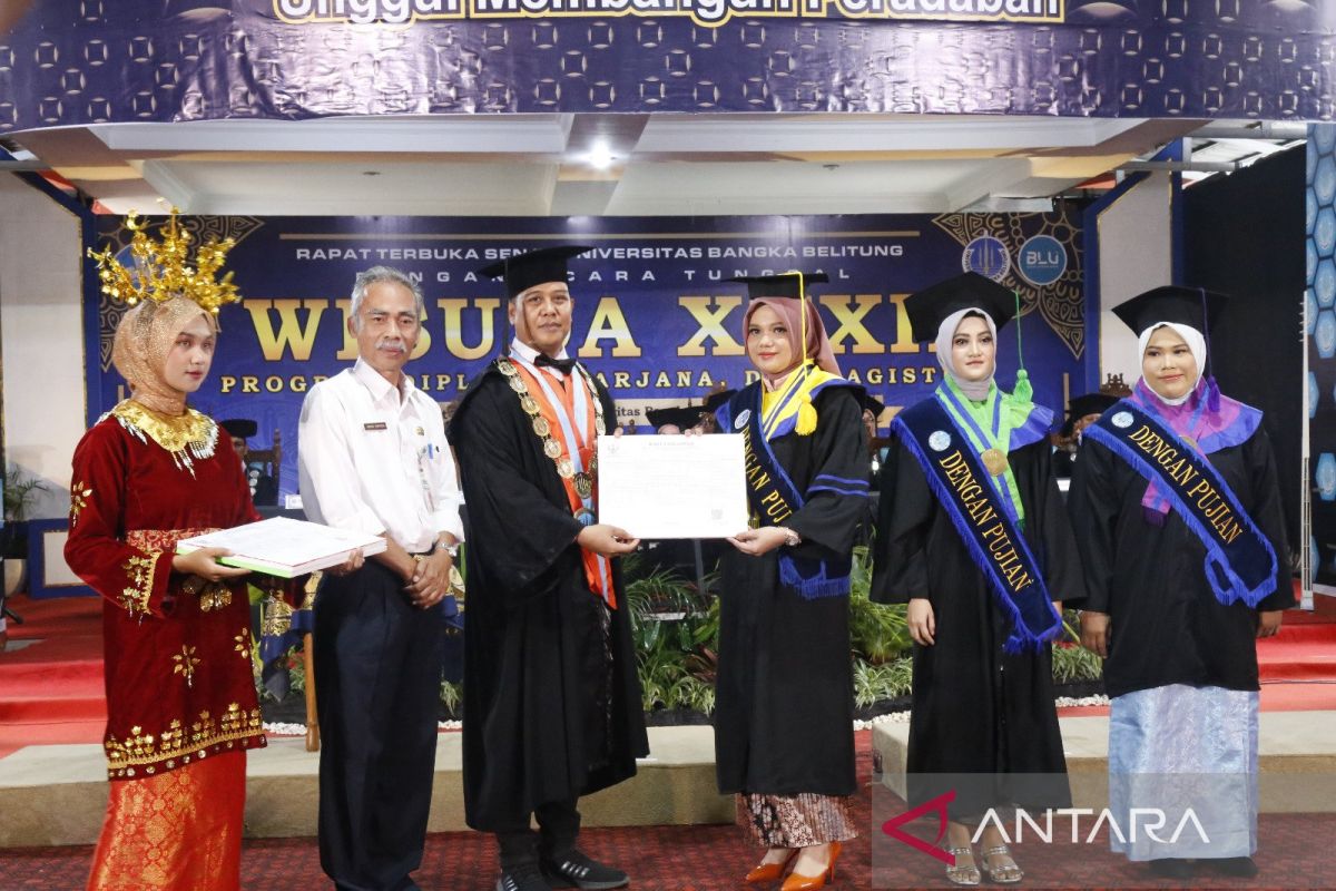 UBB pecahkan rekor baru dalam wisuda ke-32