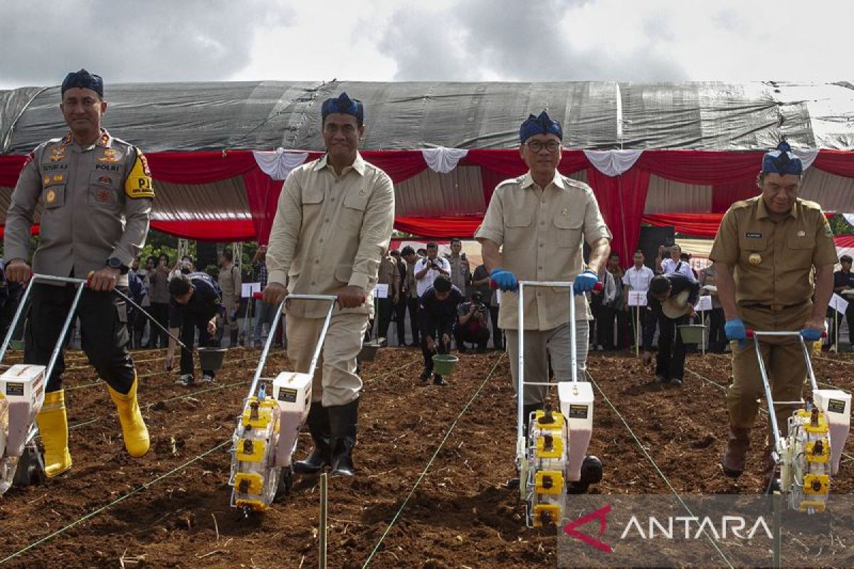 Kunjungan kerja Mentan dan Mendes PDT di Kabupaten Lebak