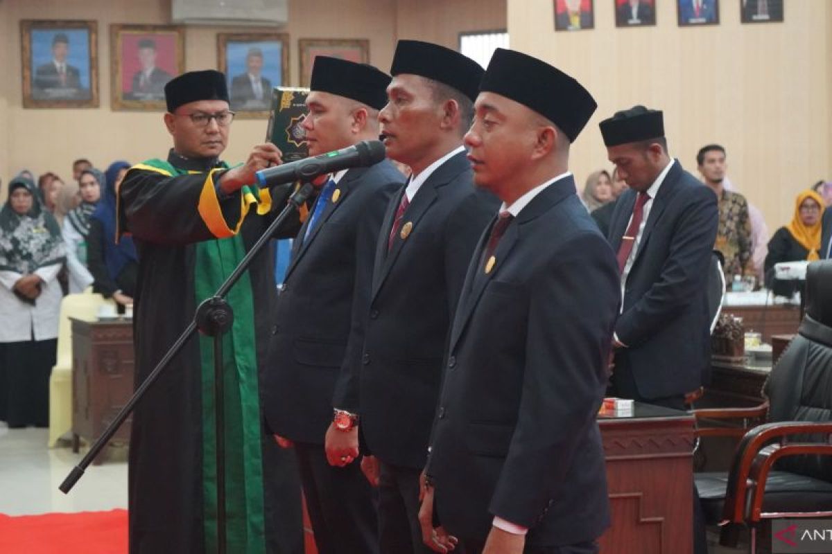 Ketua DPRK Abdya dilantik, ini kata Pj Bupati Sunawardi