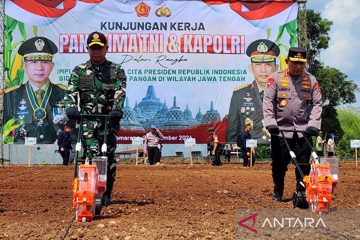 Panglima TNI dan Kapolri tanam bibit jagung di Semarang