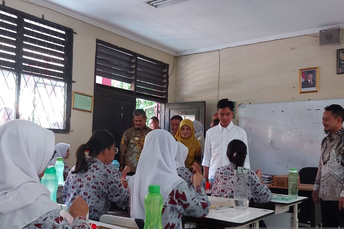 Pemprov Banten alokasikan empat persen dari PAD untuk MBG