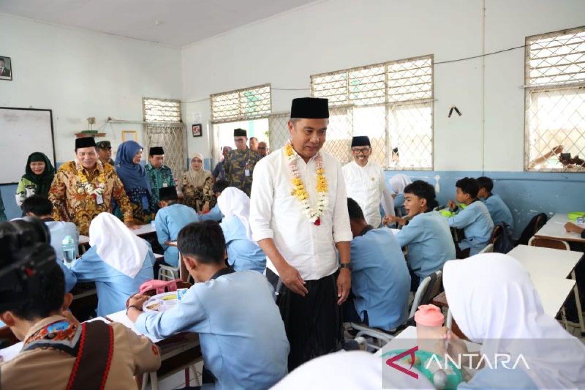 Pemkab Bogor kembali uji coba program Makan Bergizi Gratis di SMPN 3 Cibungbulang