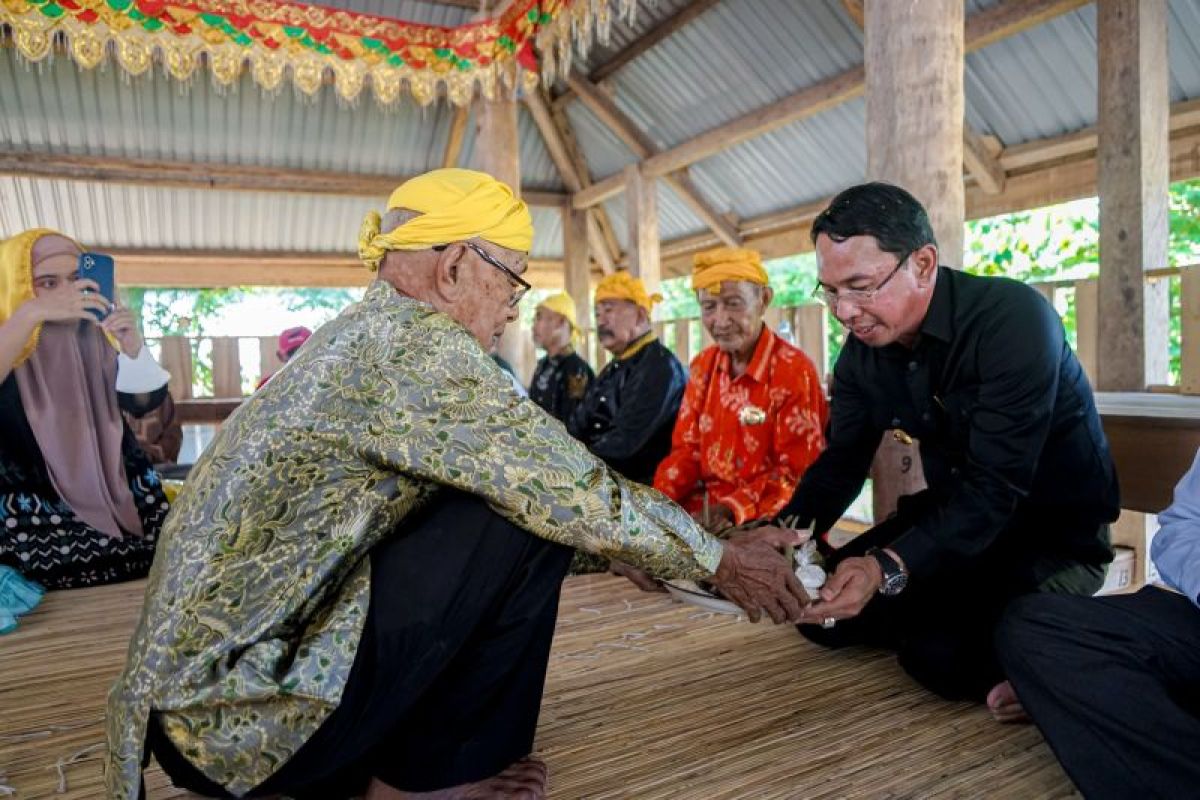 Rumah adat tempat menyelesaikan perselisihan antarwarga