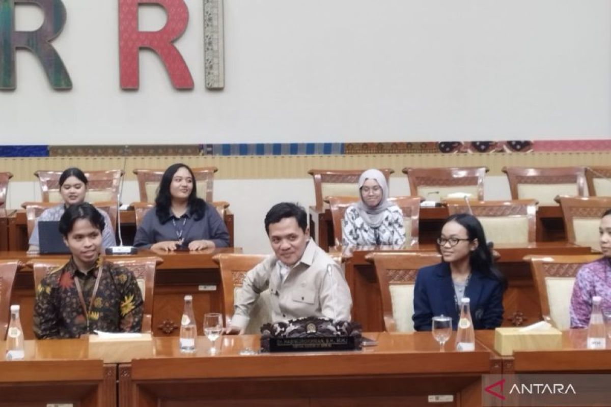 Komisi III DPR minta Polri tindak tegas Kabag Ops Polres Solok Selatan yang tembak rekannya