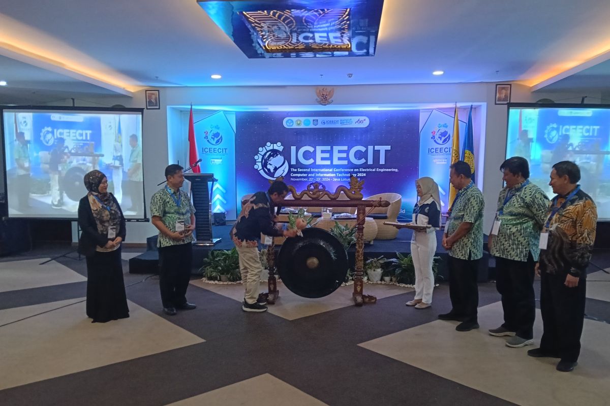 FT Unej dorong perkembangan teknologi AI melalui ICEECIT 2024