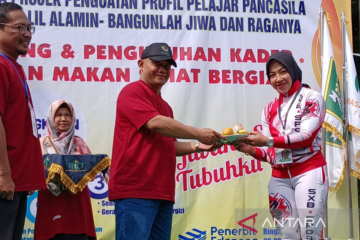 MIN 2 Temanggung bentuk kader makan sehat  bergizi