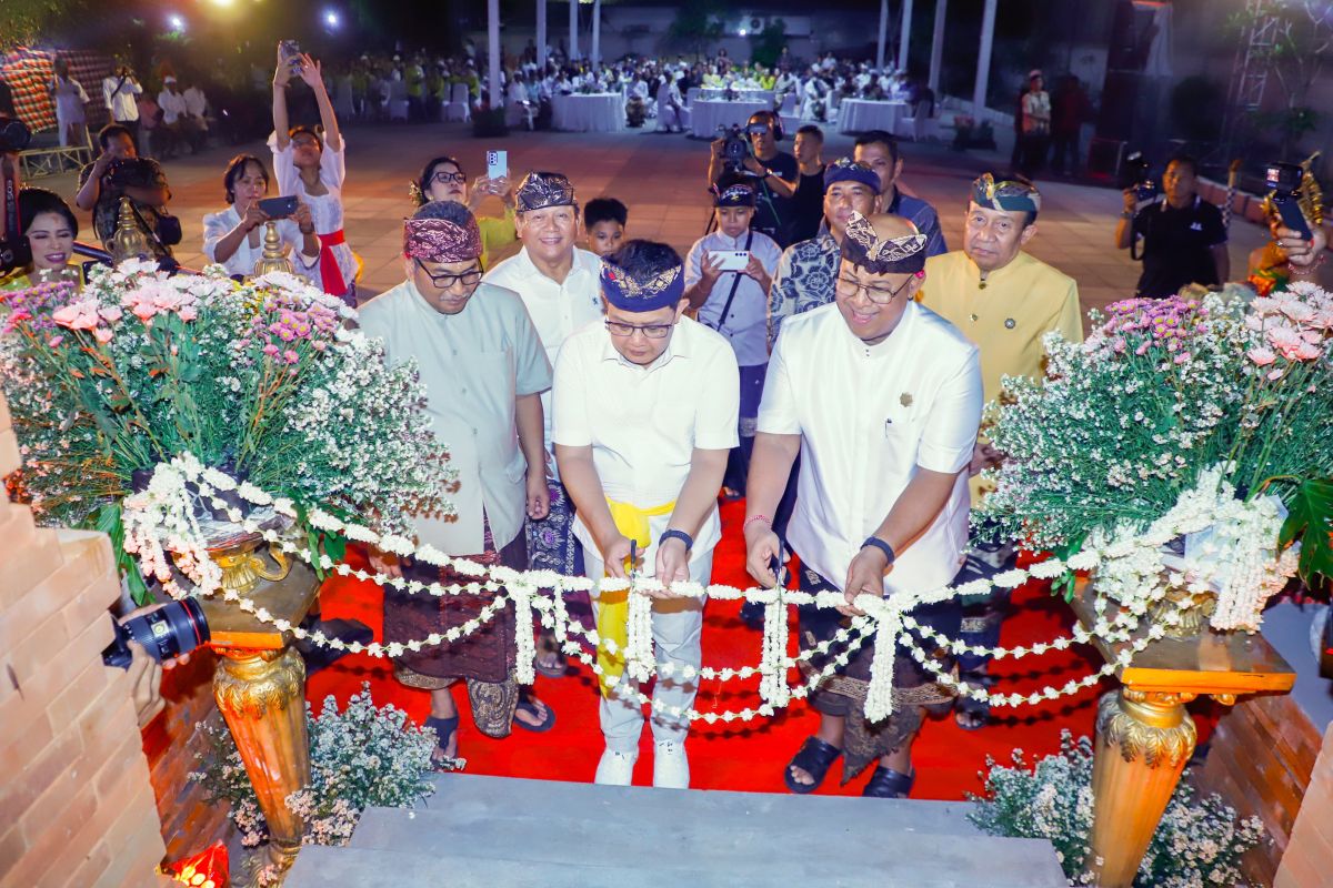 Pj Gubernur resmikan gedung Sekber PHDI dan Lembaga Keagamaan Hindu