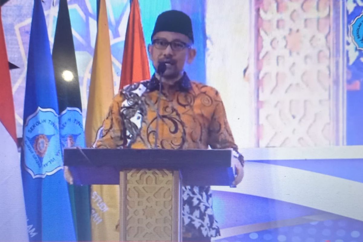 Prof Muzakki apresiasi STAI Al-Akbar sebagai kampus berbasis masjid