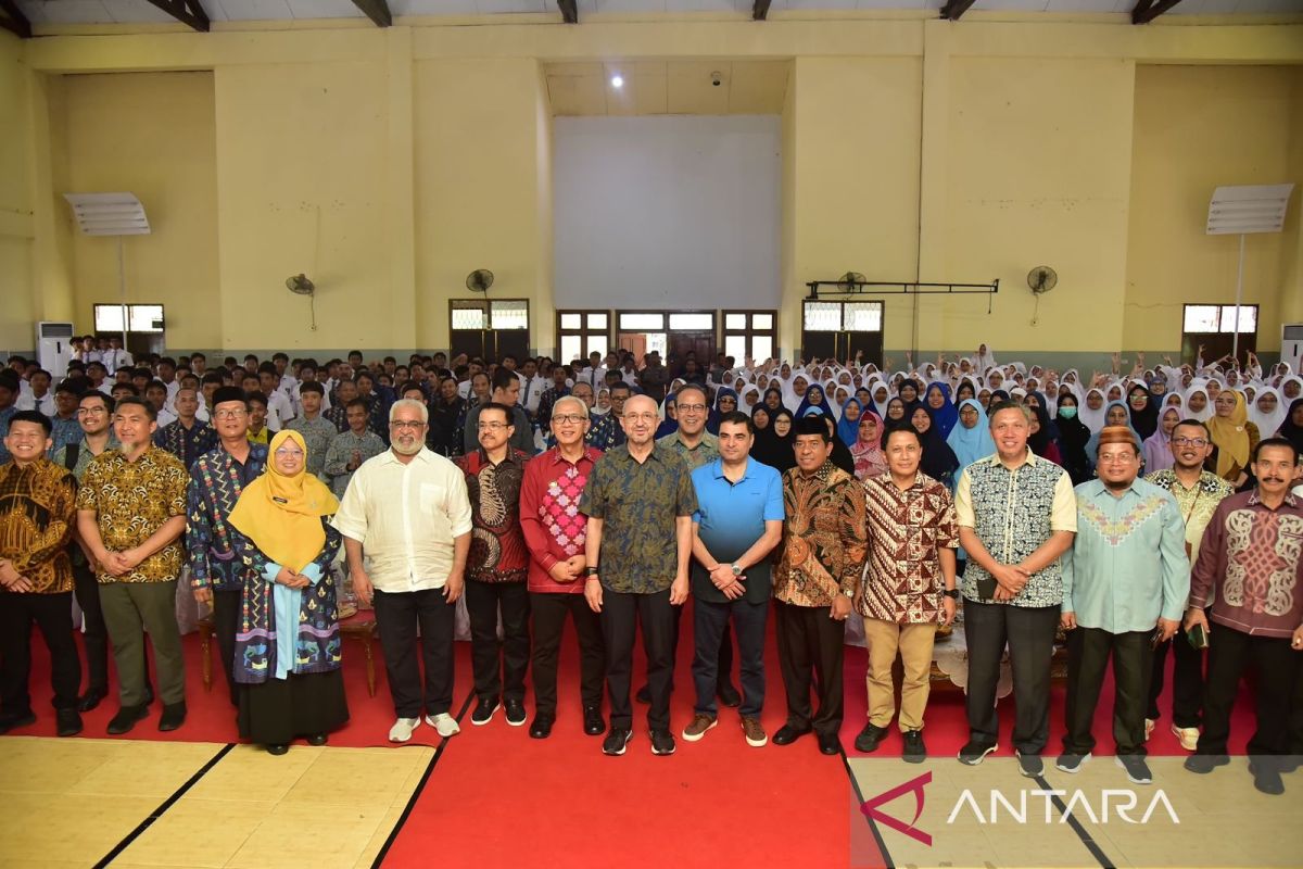 Dubes negara Timur Tengah kunjungi MAN Insan Cendikia Gorontalo