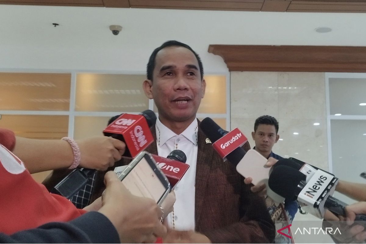 Anggota DPR  minta Kapolri tak beri ruang polisi perusak citra Polri