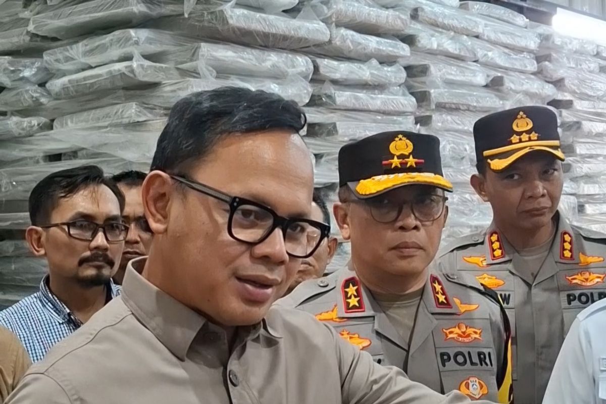 Wamendagri sebut Kepala desa  harus jaga netralitas pada pilkada