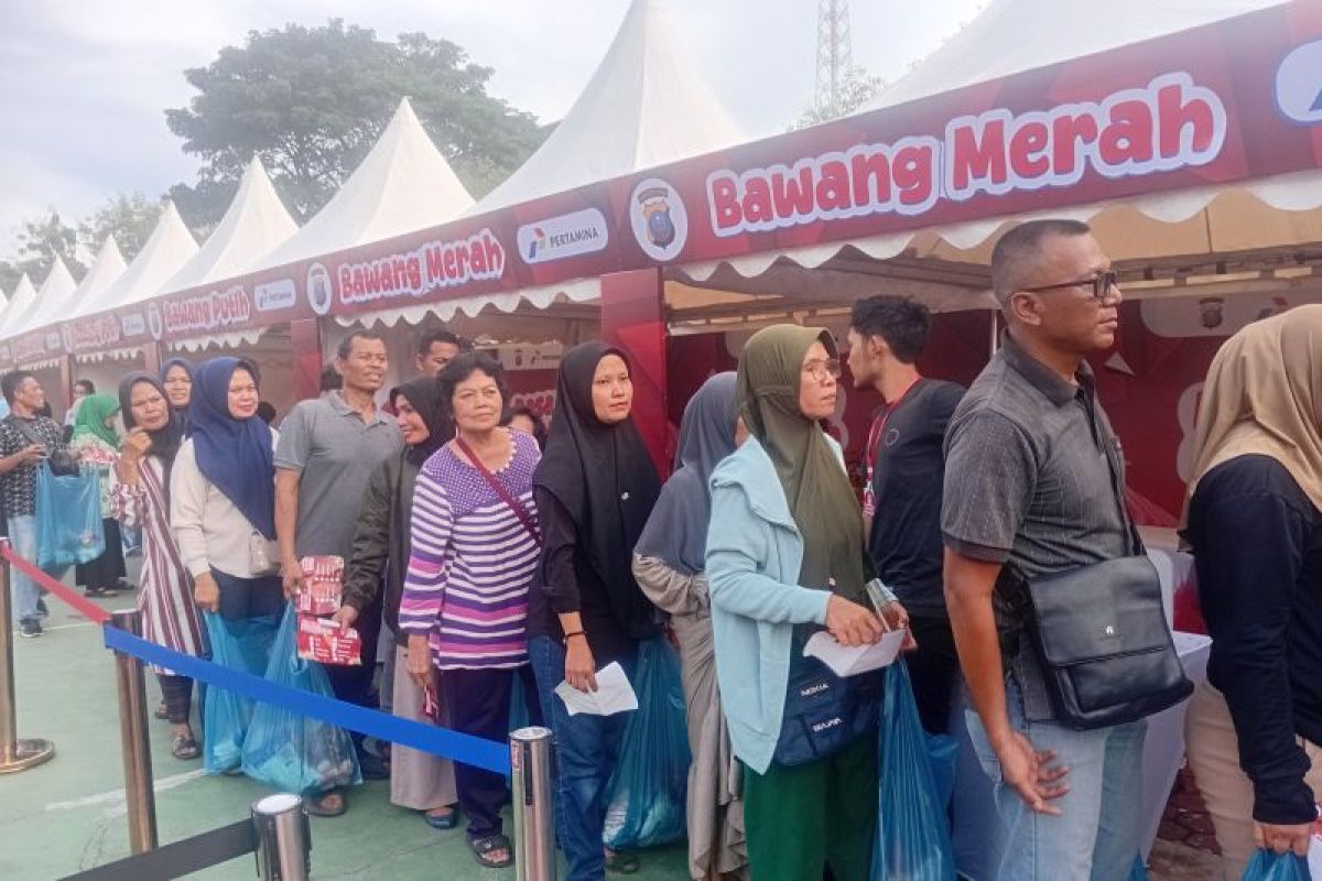 Polda Sumut sediakan 2.500 paket sembako di pasar murah