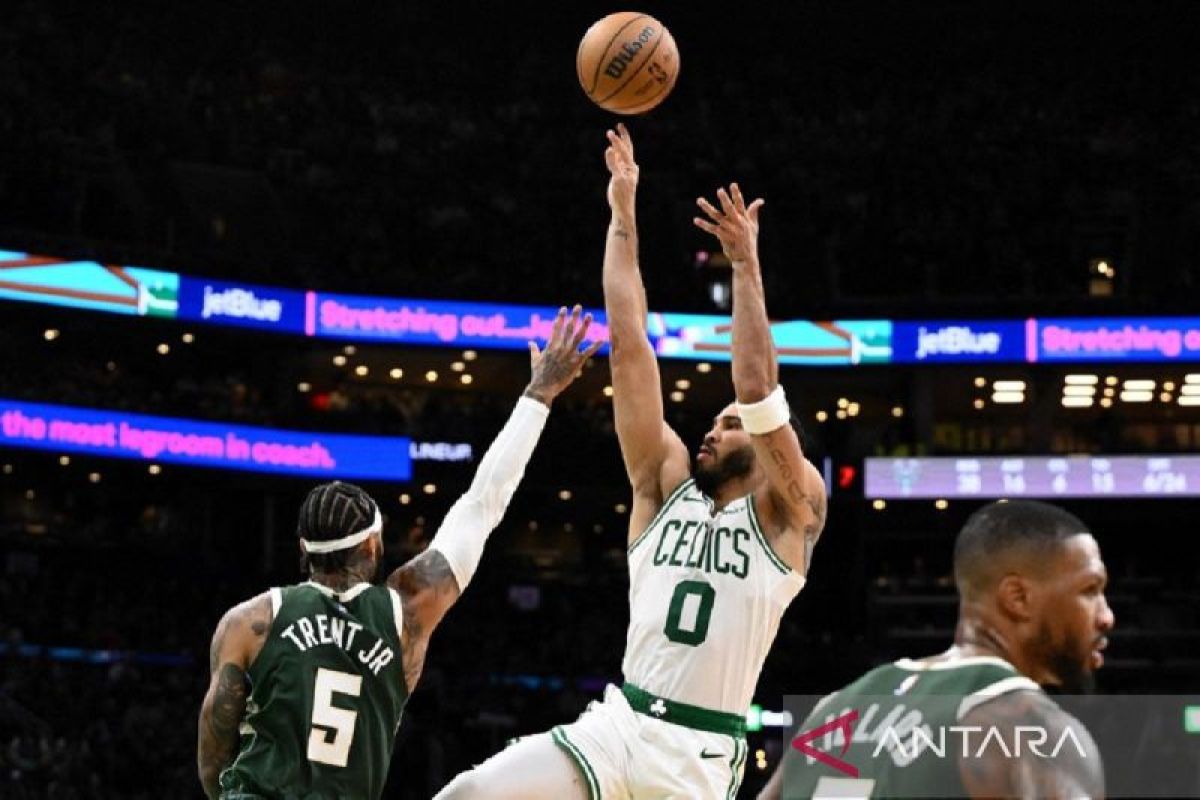 NBA: Kristaps Porzingis jalani debut musim untuk Celtics