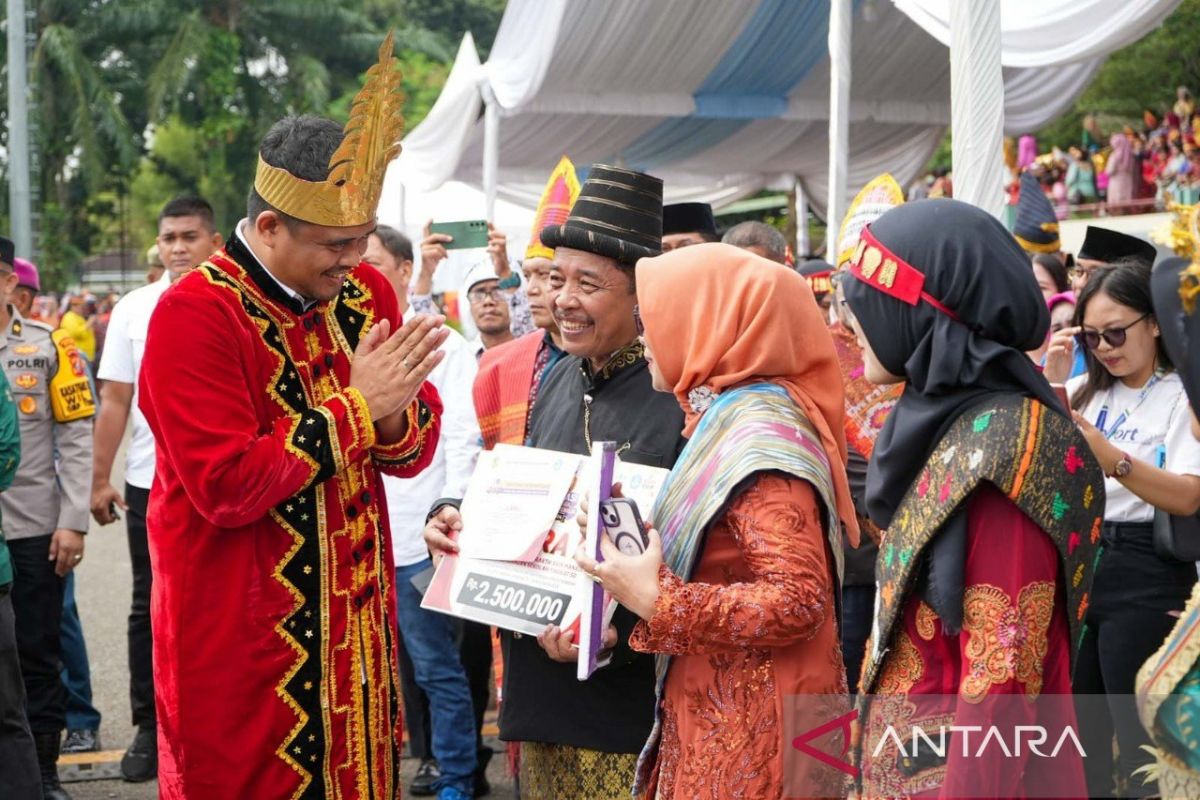 Wali Kota Medan ajak guru jadi pendidik  profesional