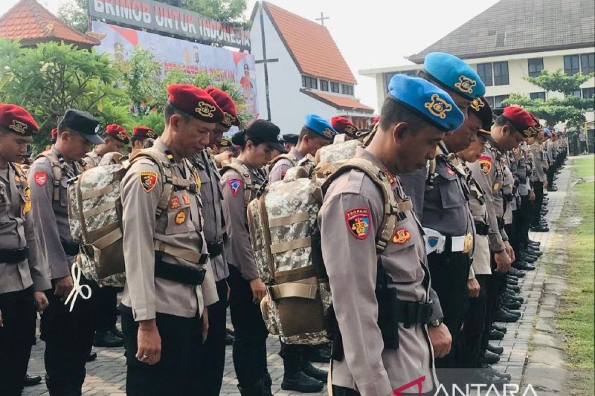 Polda Bali terjunkan 2.345 personel pengamanan TPS Pilkada serentak