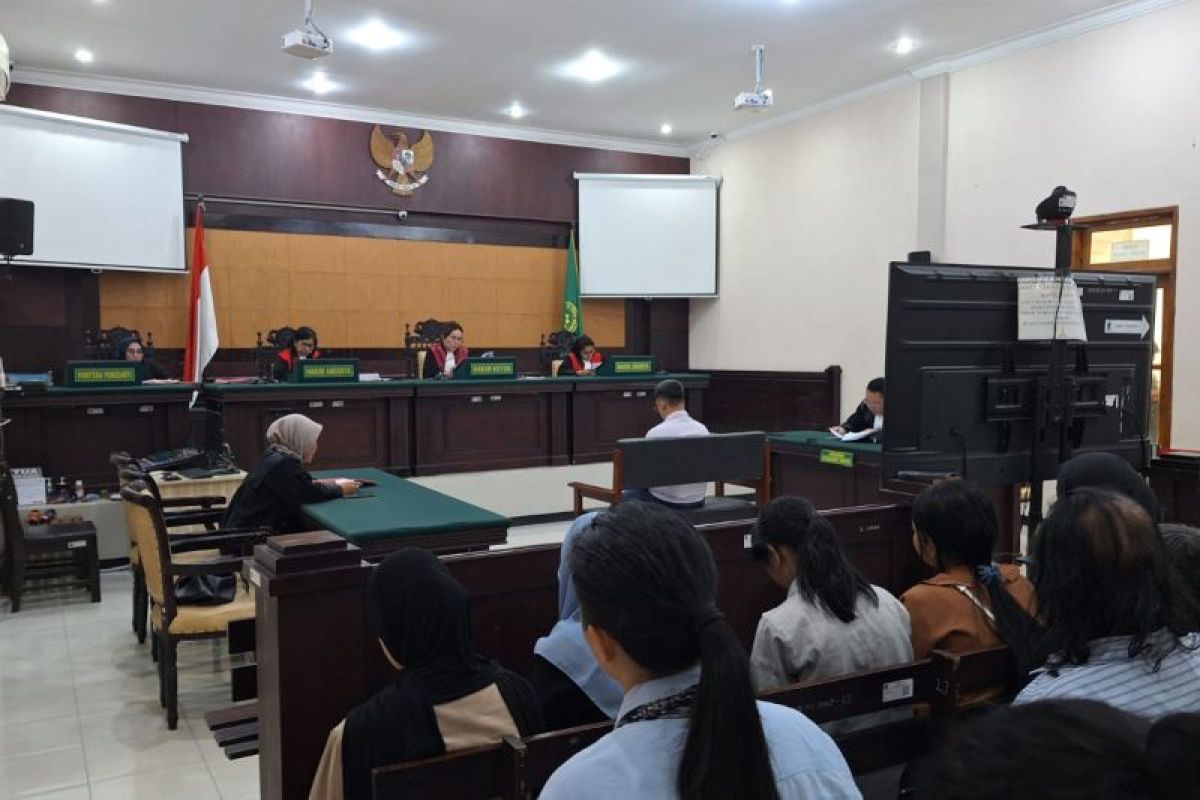 Penasihat hukum anggap aneh tuntutan 4 tahun penjara Herman Budiyono