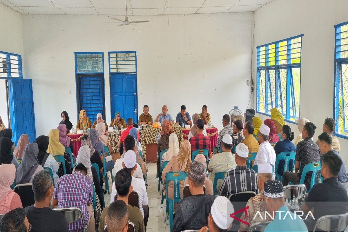 Dinas Pertanian Madina sosialisasi penyaluran pupuk bersubsidi kepada kios pengecer