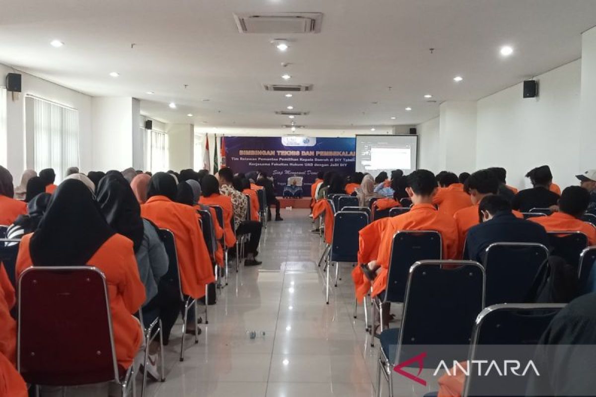 Sebanyak 246 mahasiswa UAD Yogyakarta diterjunkan pantau Pilkada 2024