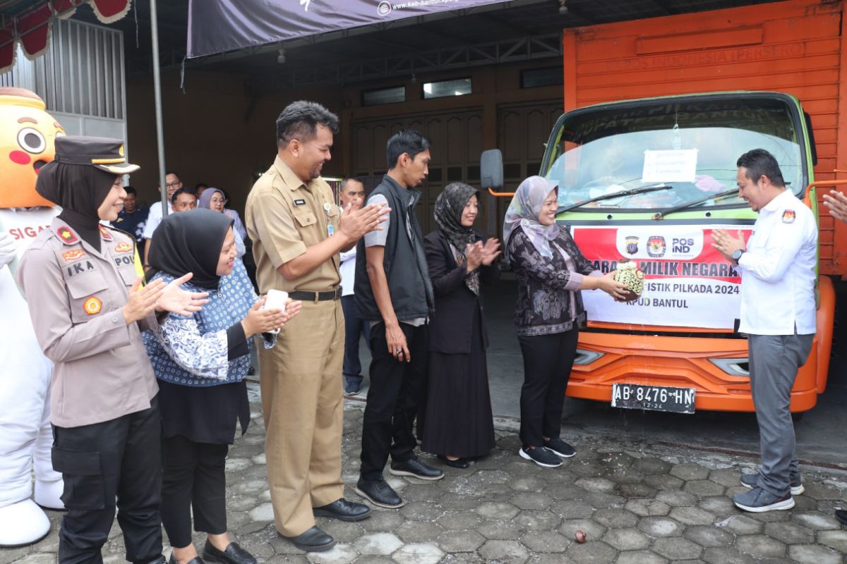 KPU Bantul mulai mendistribusikan logistik Pilkada ke sembilan kecamatan