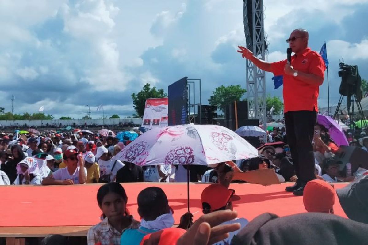 Massa tumpah ruah banjiri Kampanye Akbar MTH-VR di Stadion Maren