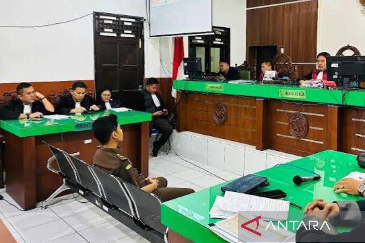 Hakim vonis Jaksa Jovi Andrea Bachtiar satu tahun percobaan