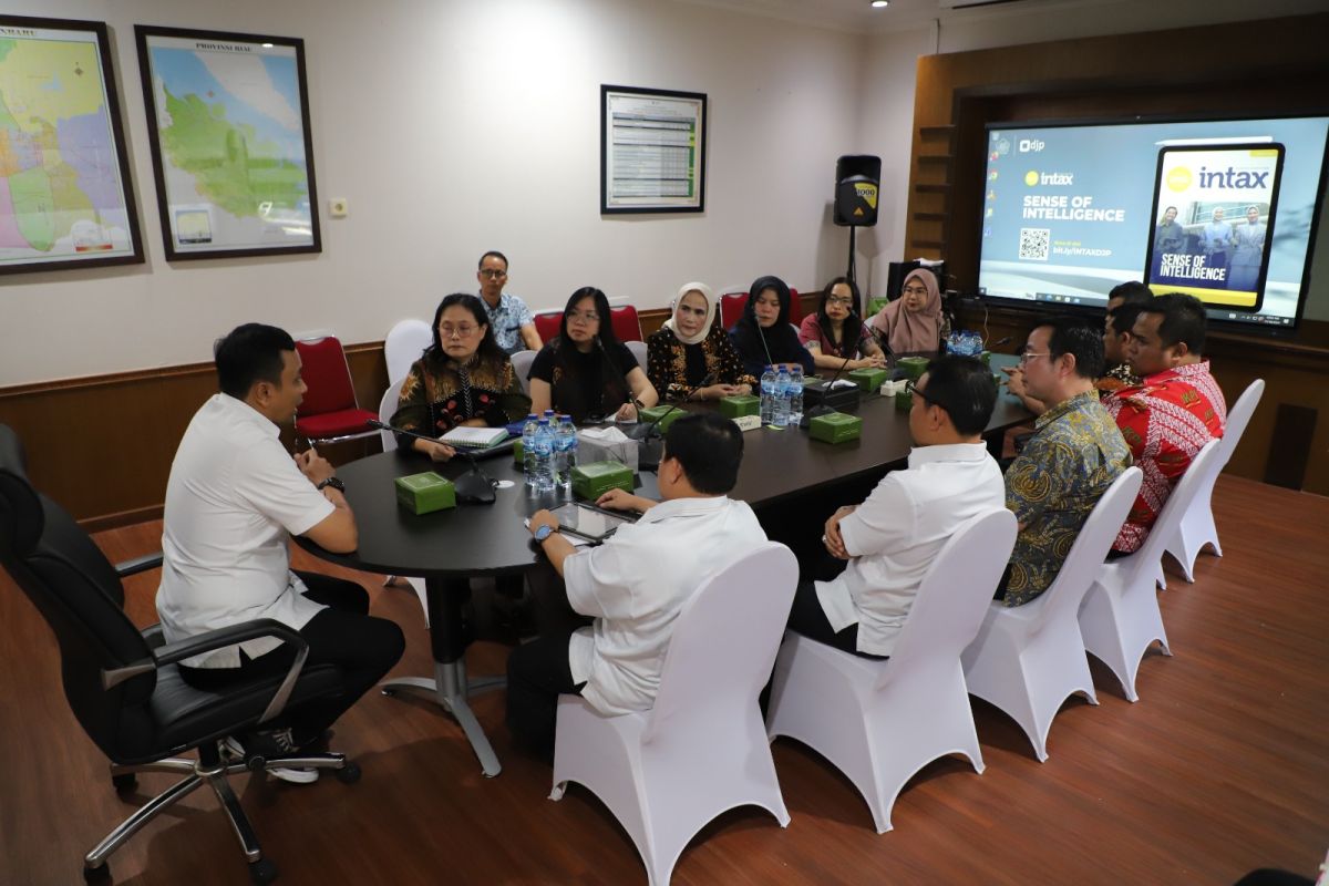 Pajak Riau dan IKPI Pekanbaru kolaborasi tingkatkan kepatuhan perpajakan