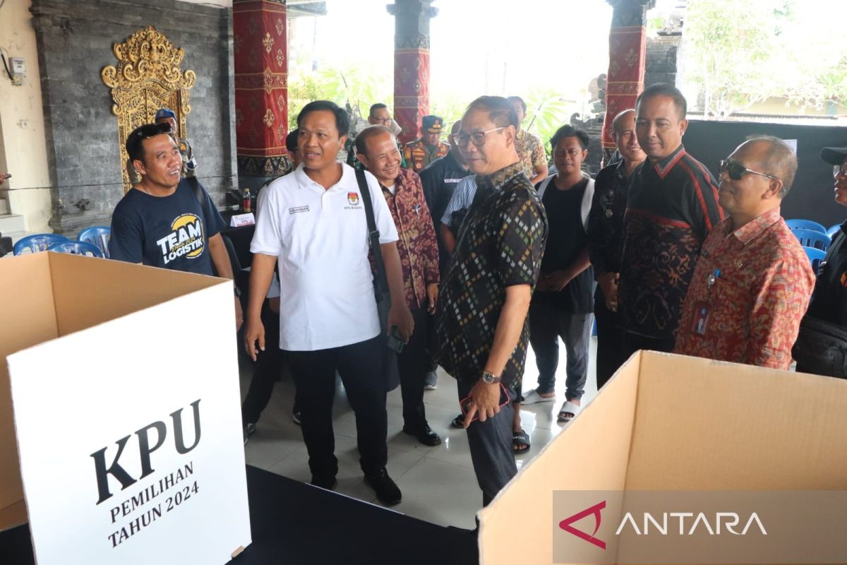 Pemkab-KPU Badung berkeliling pastikan kesiapan TPS Pilkada serentak