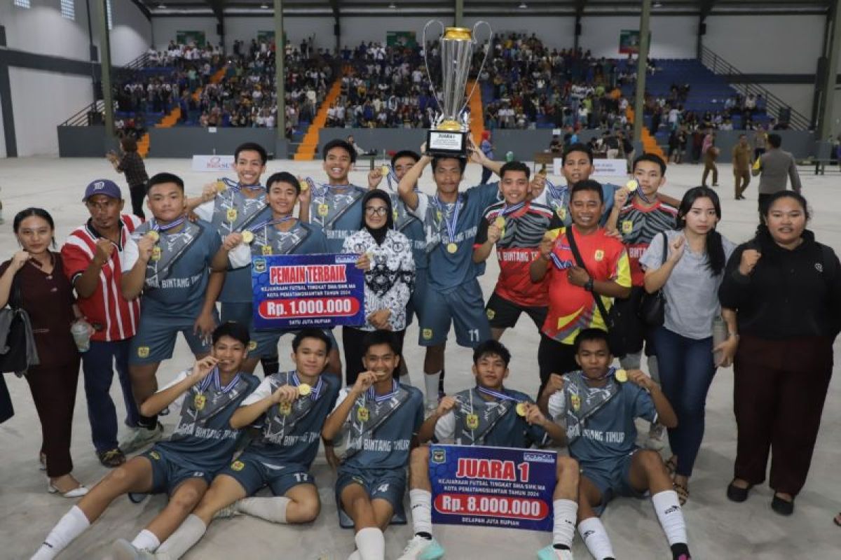 Wali Kota Pematangsiantar tutup Kejuaraan Futsal, ini juaranya